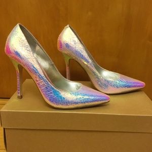 Pumps - White iridescent high heels.